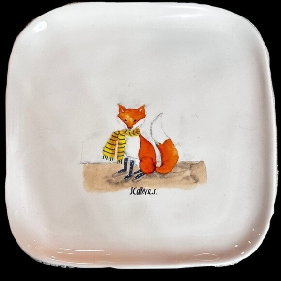 Rae Dunn Fox Scarves- 8" x 8"‎ Square plate - Picture 2 of 7